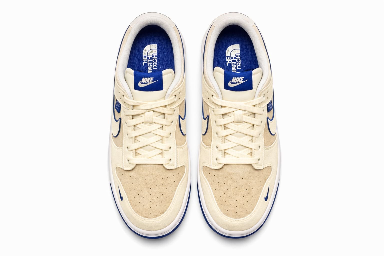 NIKE  SB DUNK NORTH FACE WHITE BLUE  image 4